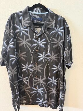 Tommy Bahama Black and Gray Palm-Print Short Sleeve Camp Shirt